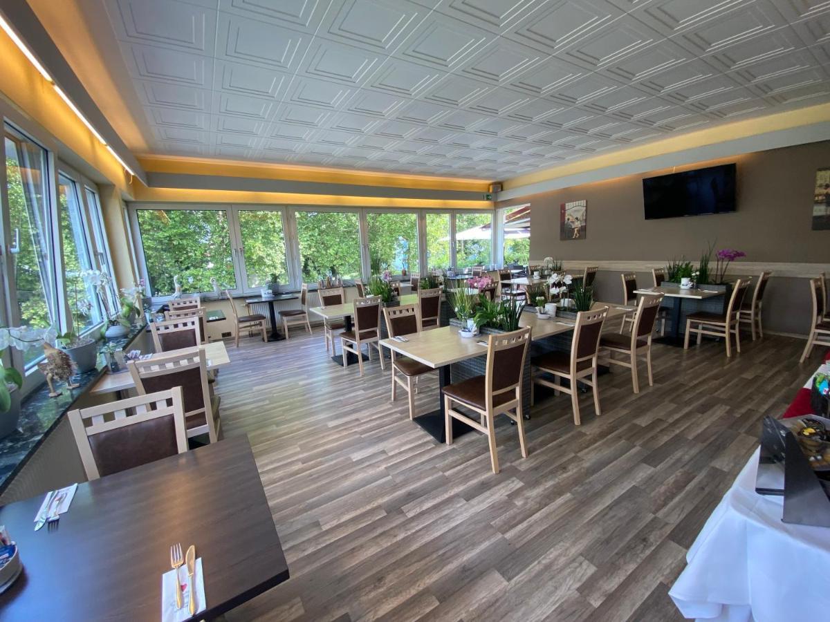 Hotel Am Westend Лар Экстерьер фото